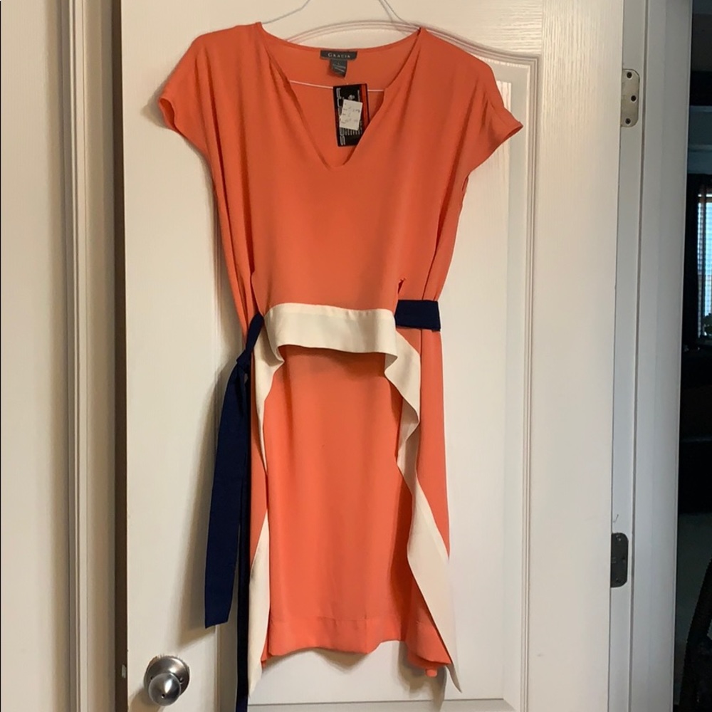 Gracia NWT high low top with belt